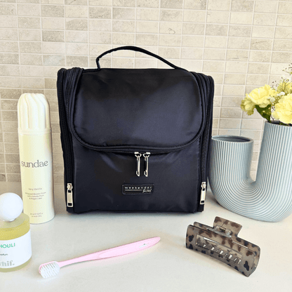 Deluxe Toiletry Bag | 18 Pockets, Fits It All